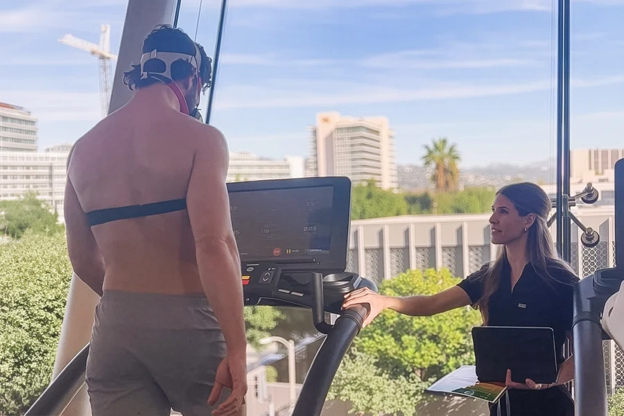 Mary Pardee Naturopathic Doctor Using VO2 Master