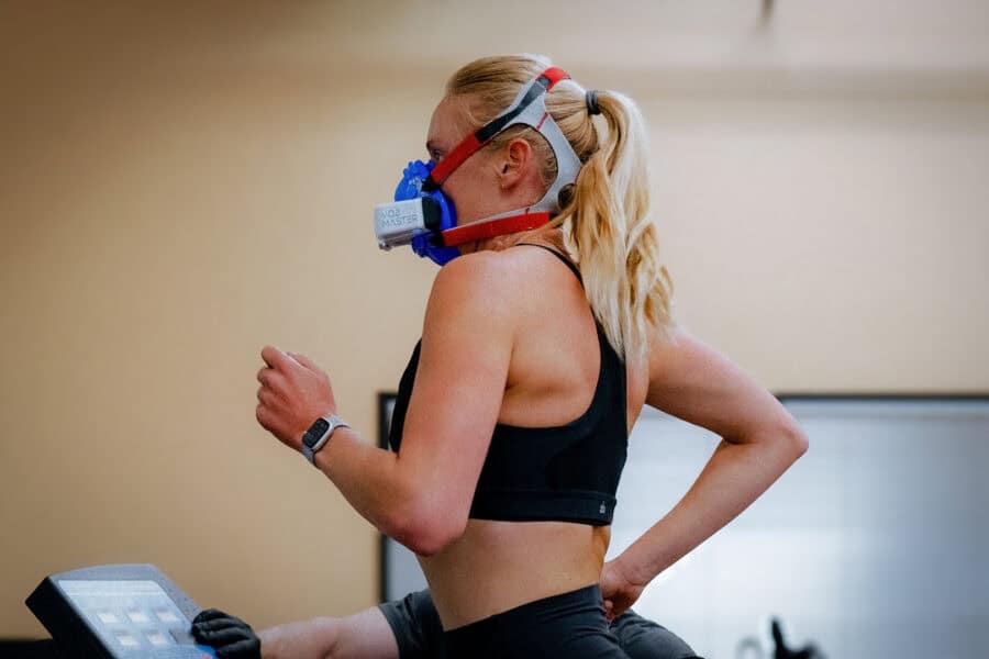 Athlete training with VO2 Master Analyzer