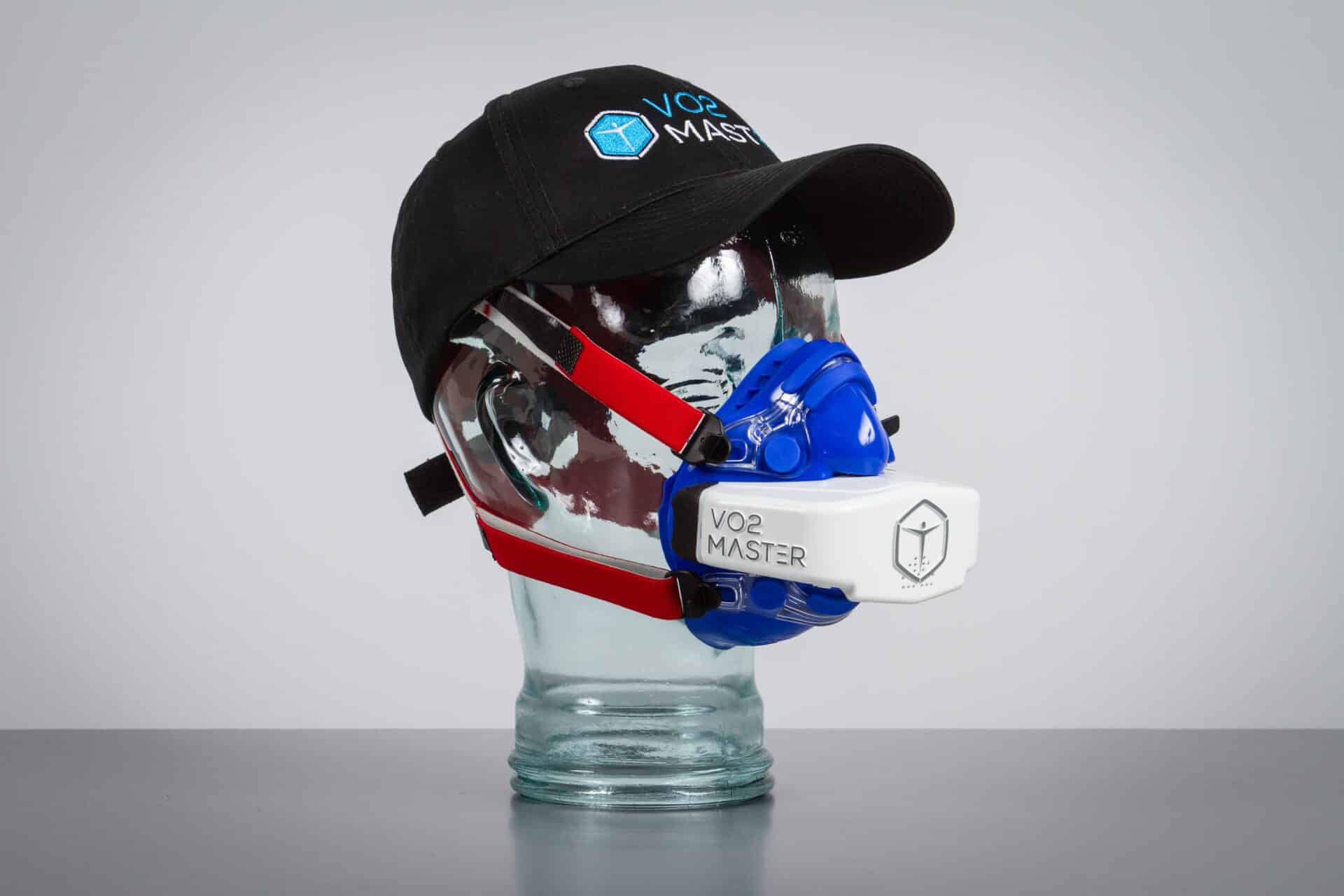 Glass mannequin with with VO2 Master logo hat and metabolic analyzer/blue Hans Rudolph mask