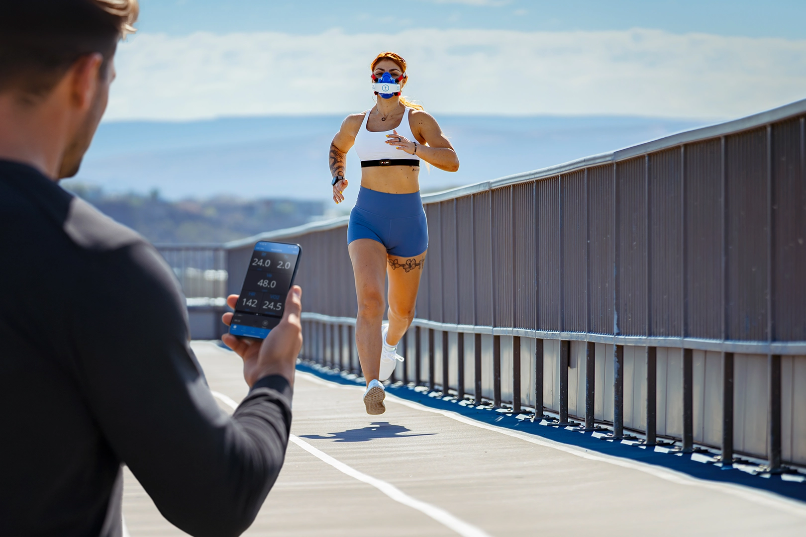 Female athlete during VO2 running test with the VO2 Master analyzer.
