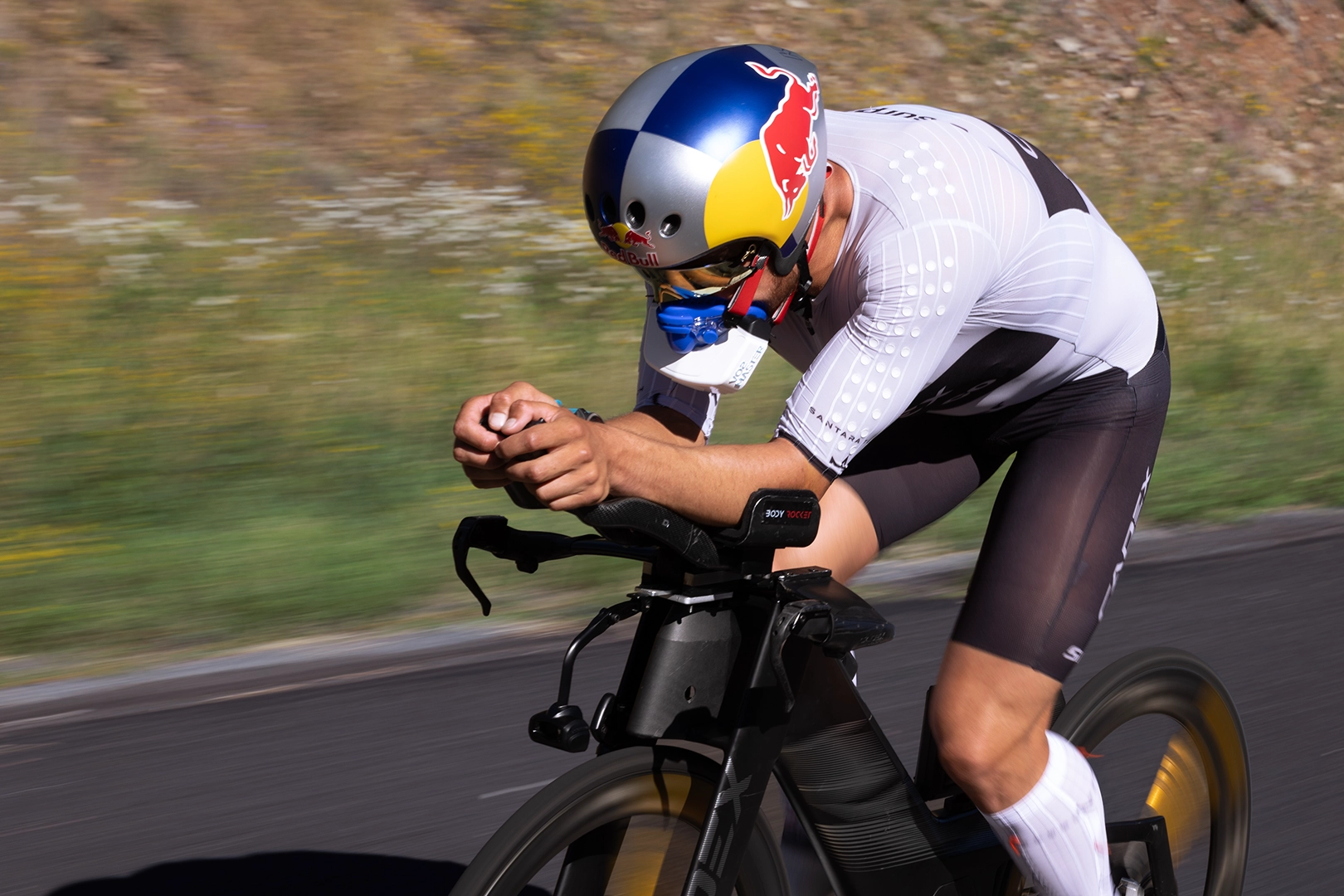 vo2 max testing in the field cyclist portable metabolic testing